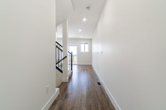 13 - 7411 Cedar Street