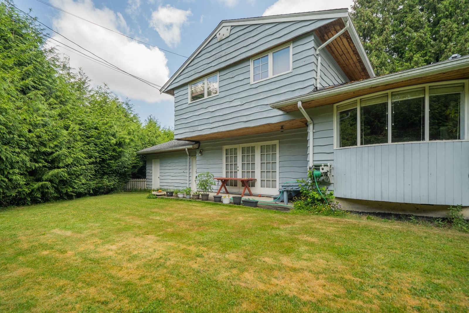 Listing Image 6