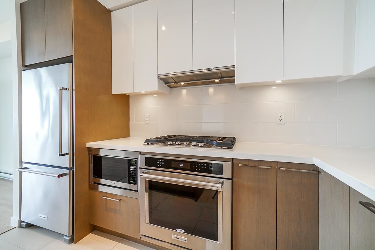 Listing Image 11