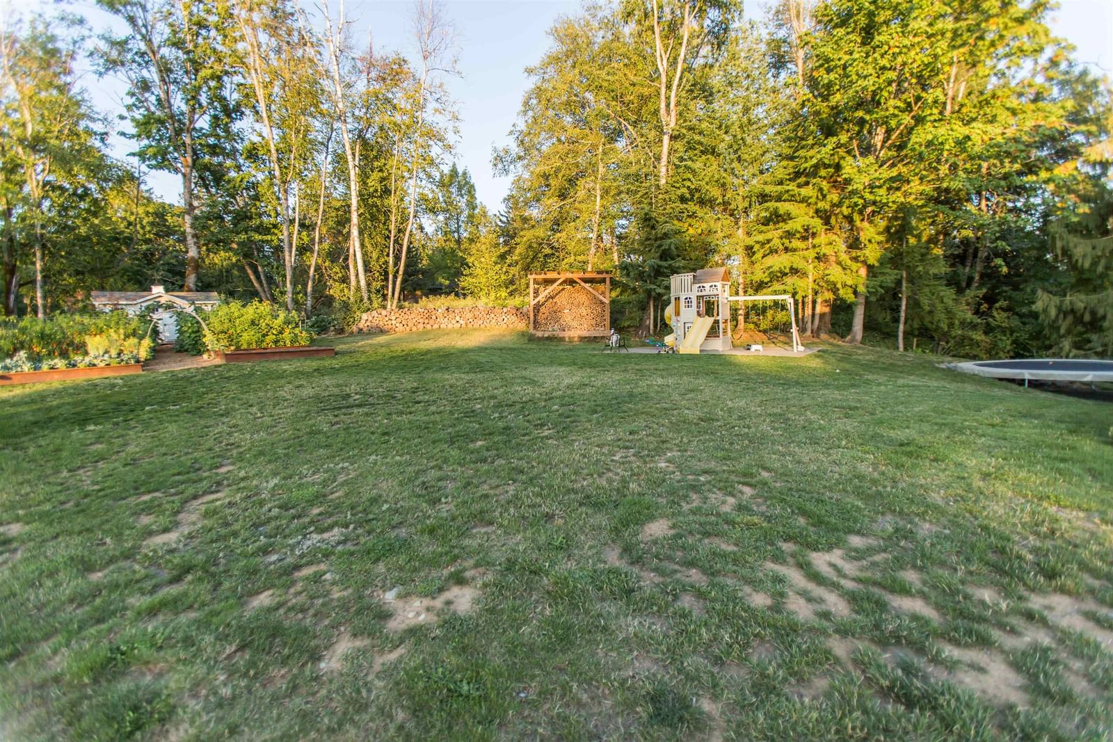 Listing Image 37