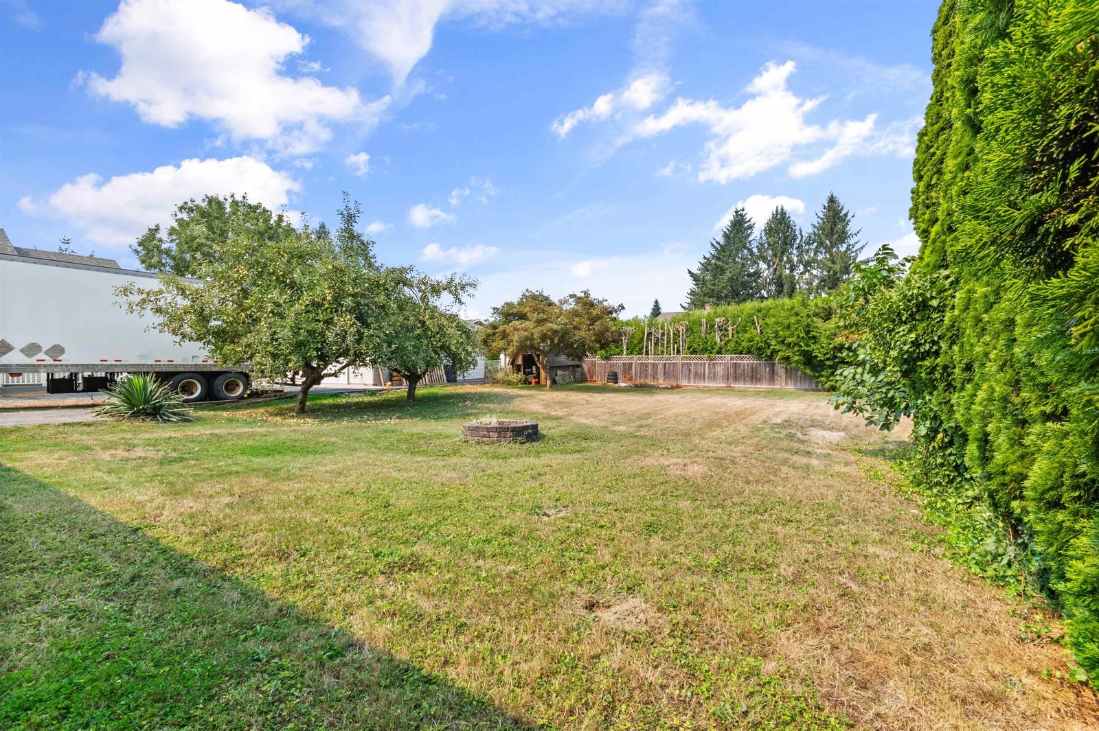 Listing Image 29