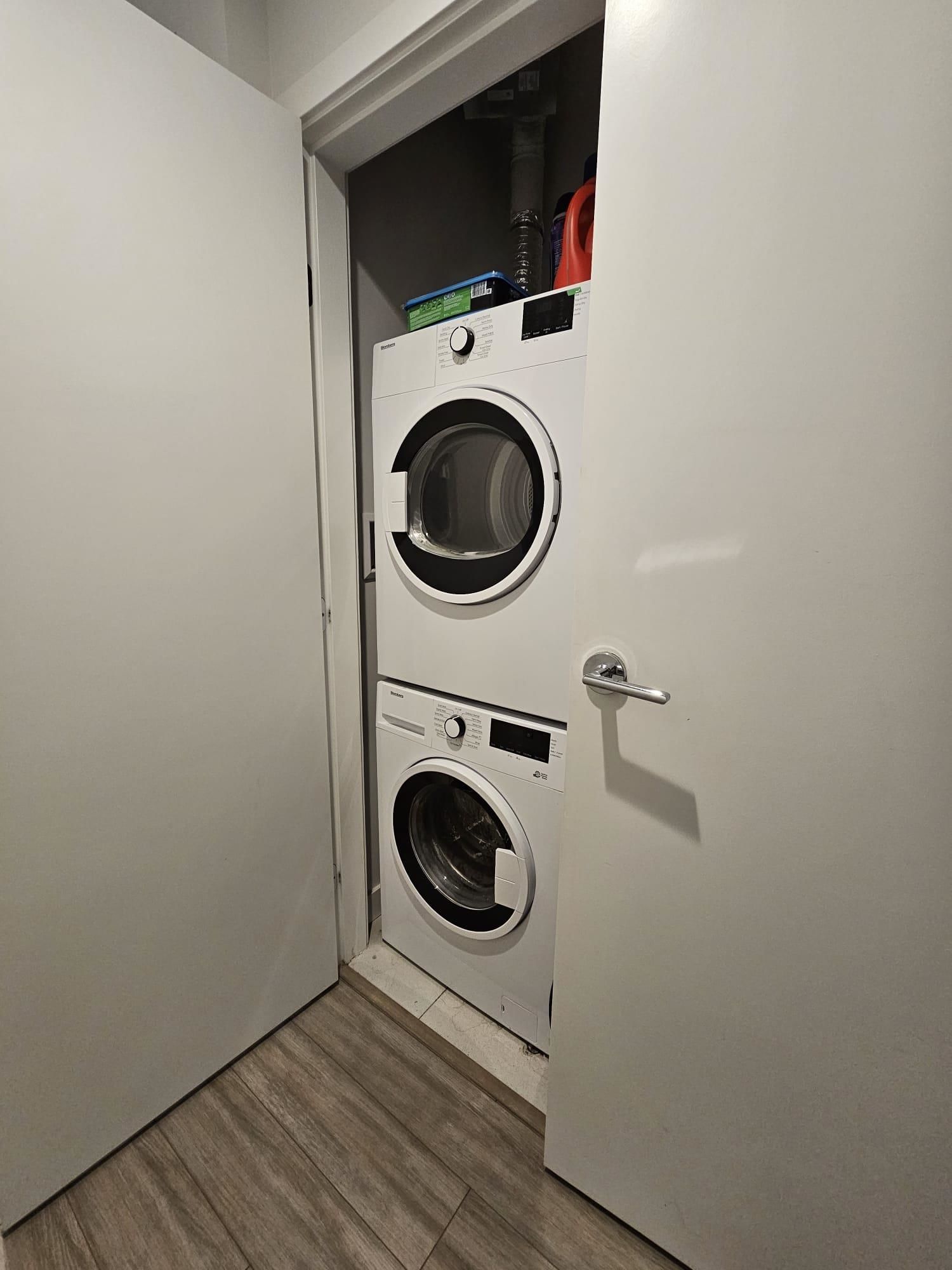 Listing Image 17
