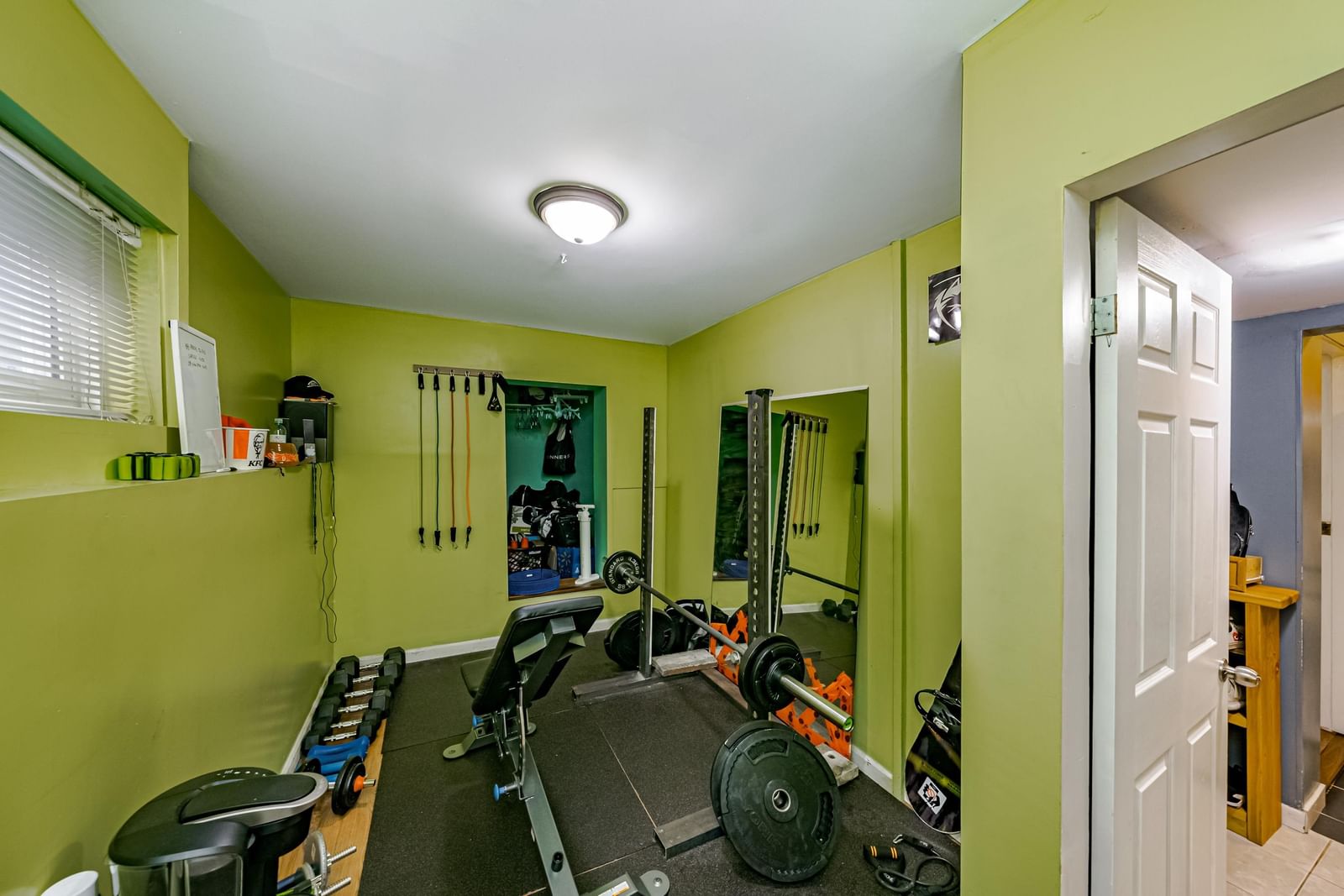 Listing Image 19