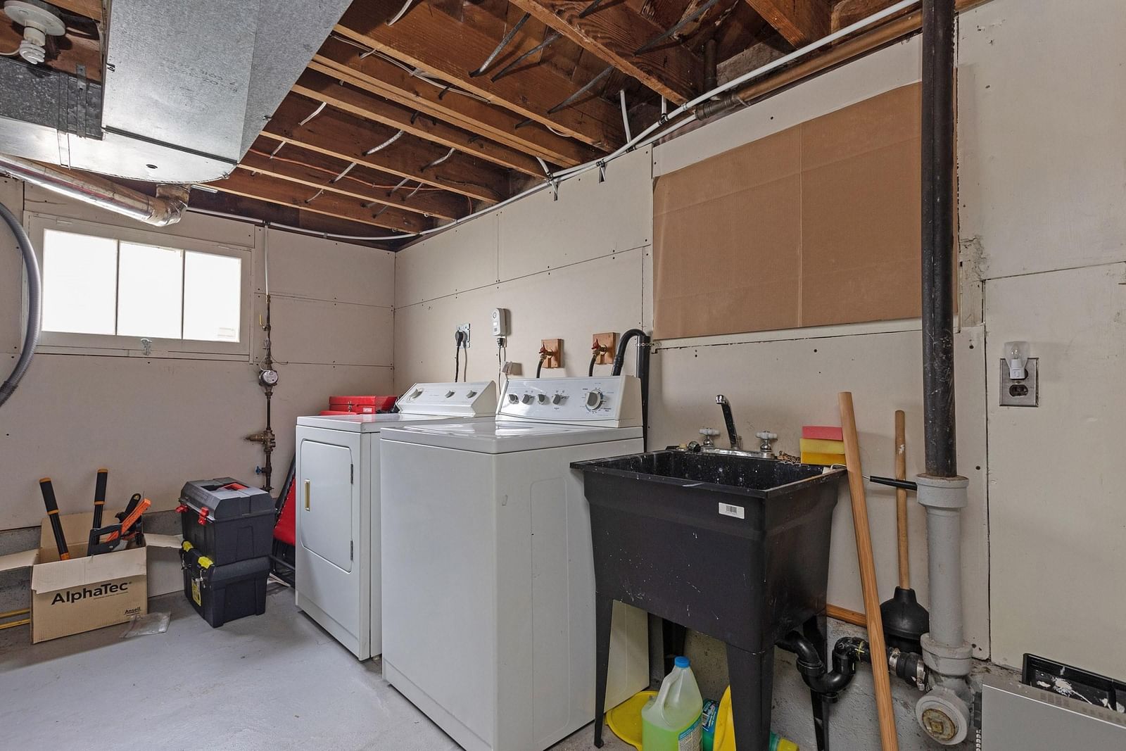 Listing Image 25