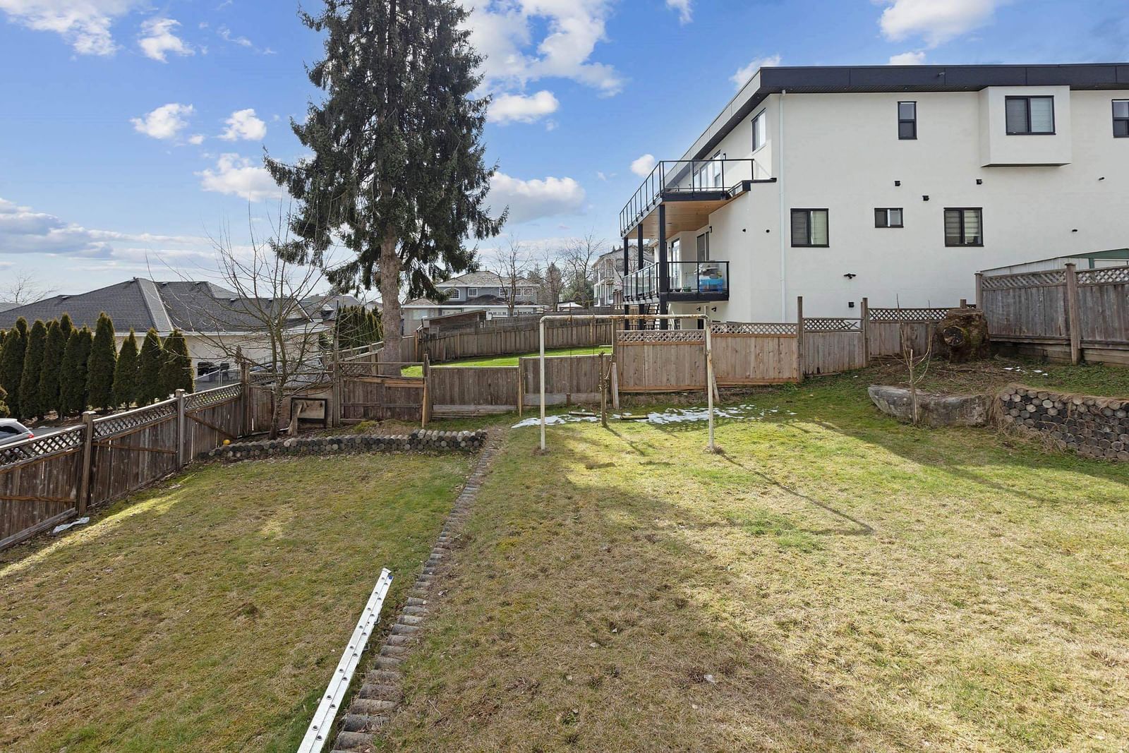 Listing Image 29