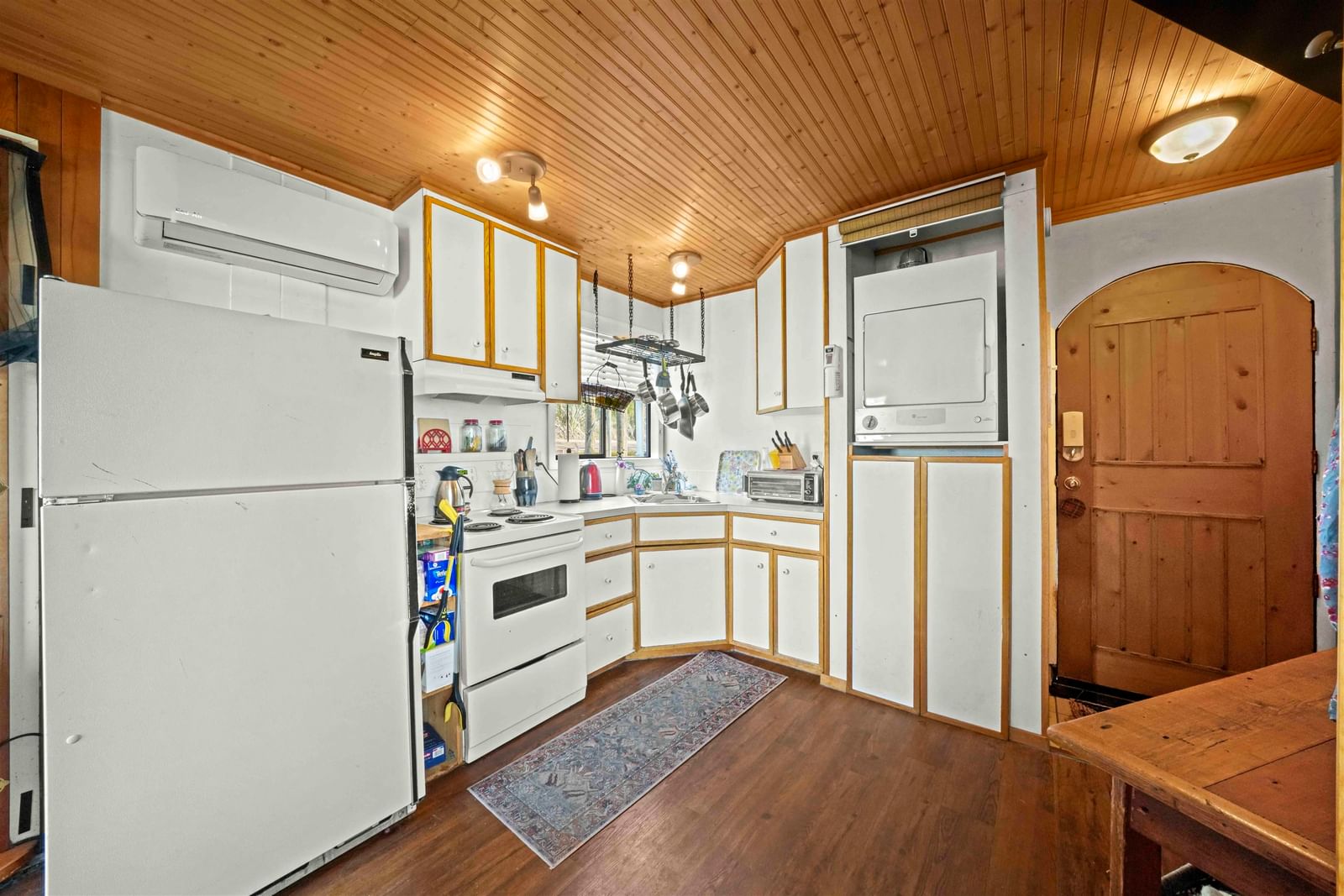 Listing Image 18