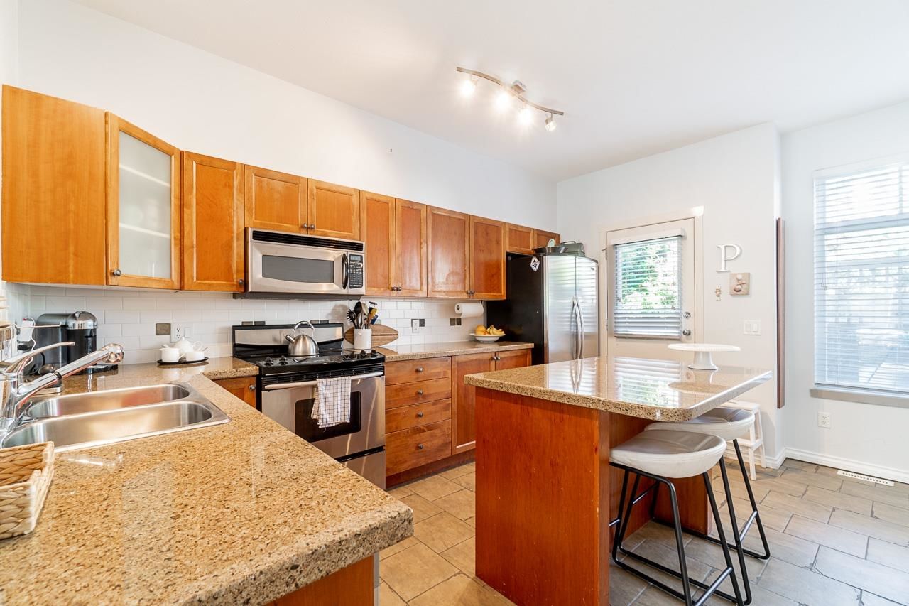 Listing Image 15