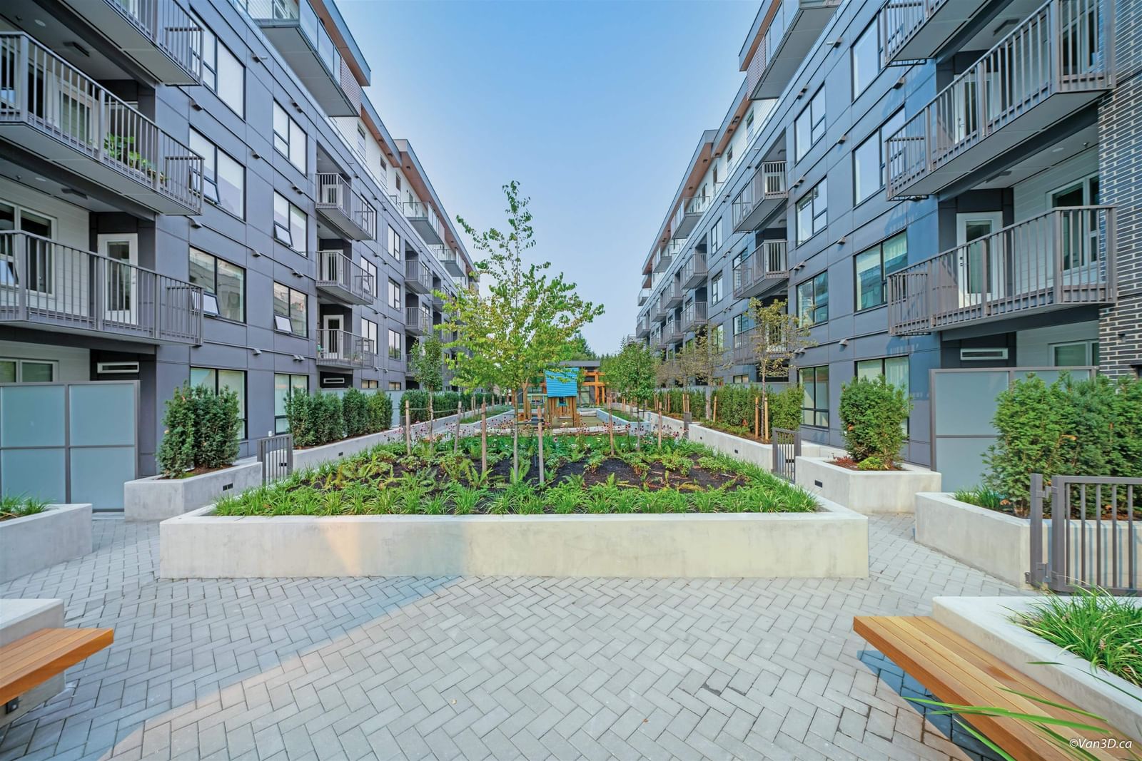 Listing Image 12