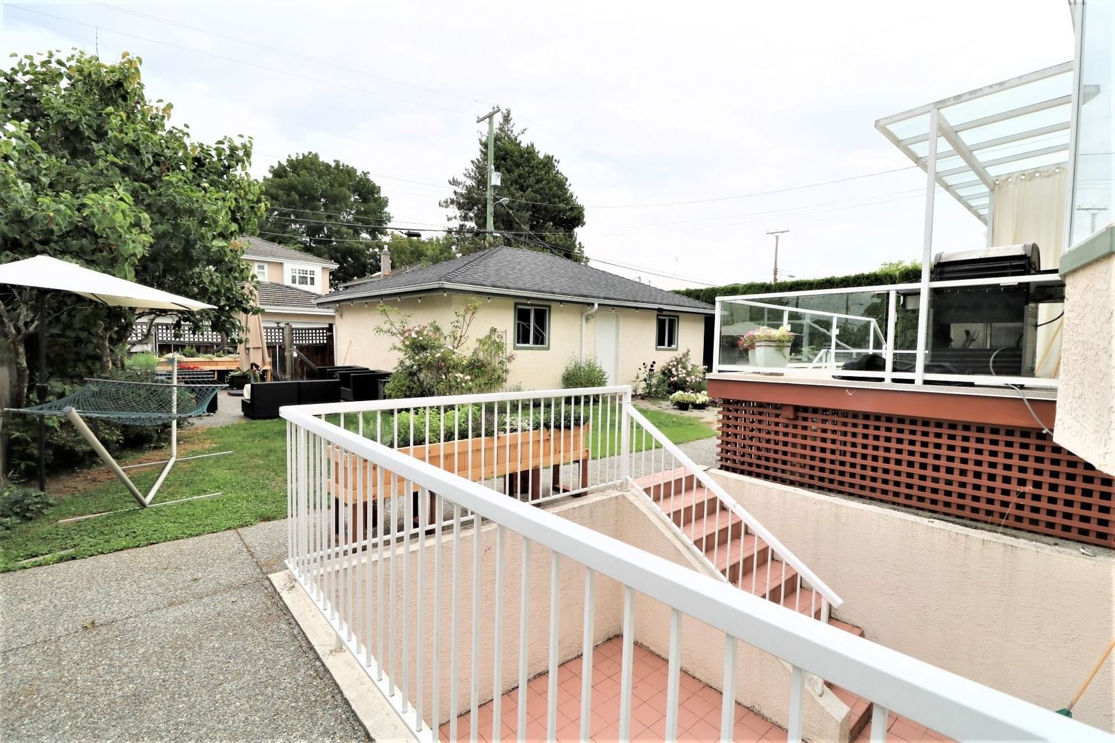 Listing Image 17