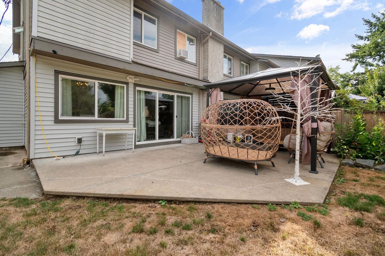 Listing Image 19
