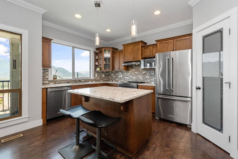 43726 Alameda Drive, Chilliwack, V2R 0J9 | Image 3