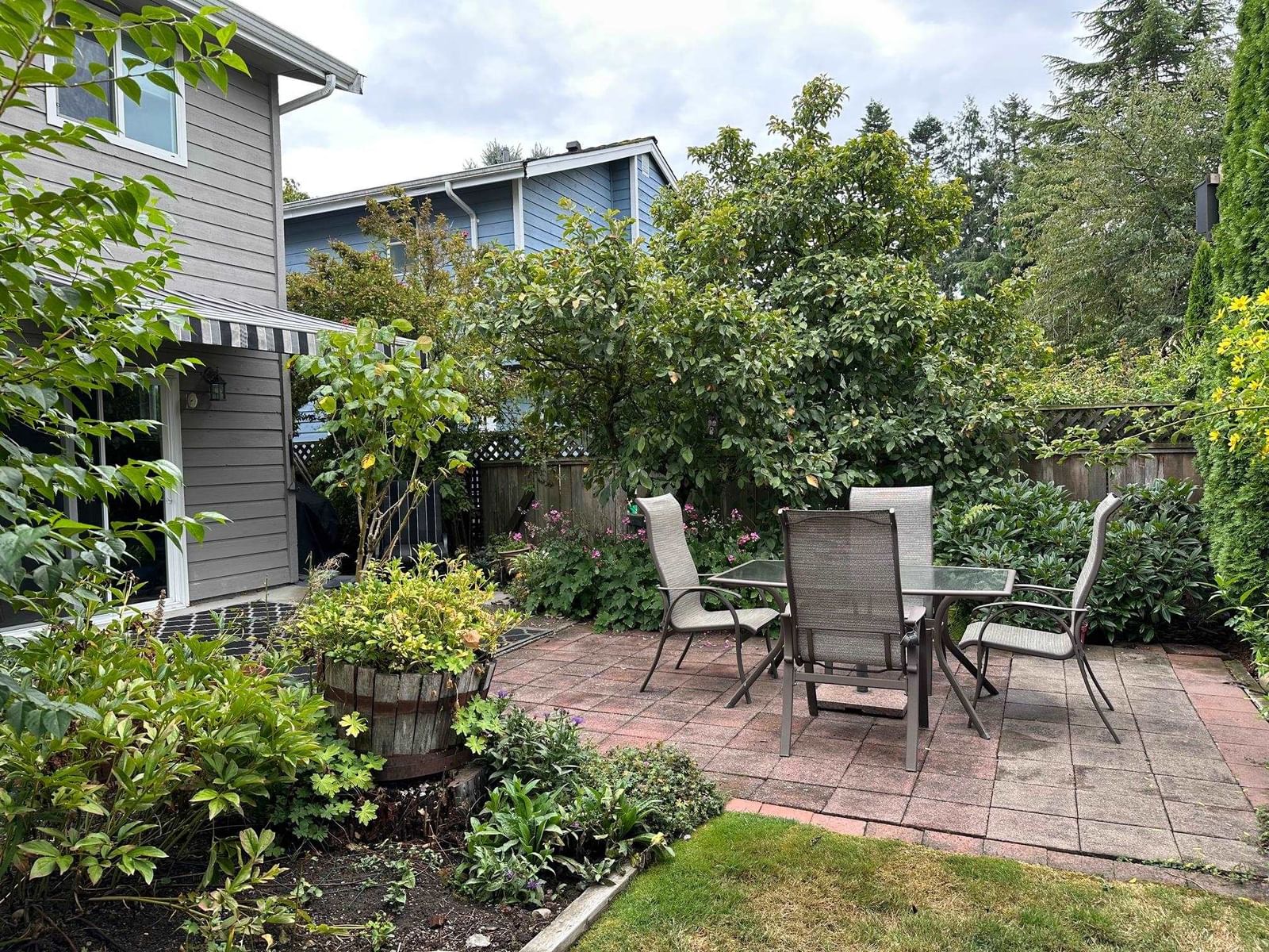 Listing Image 10