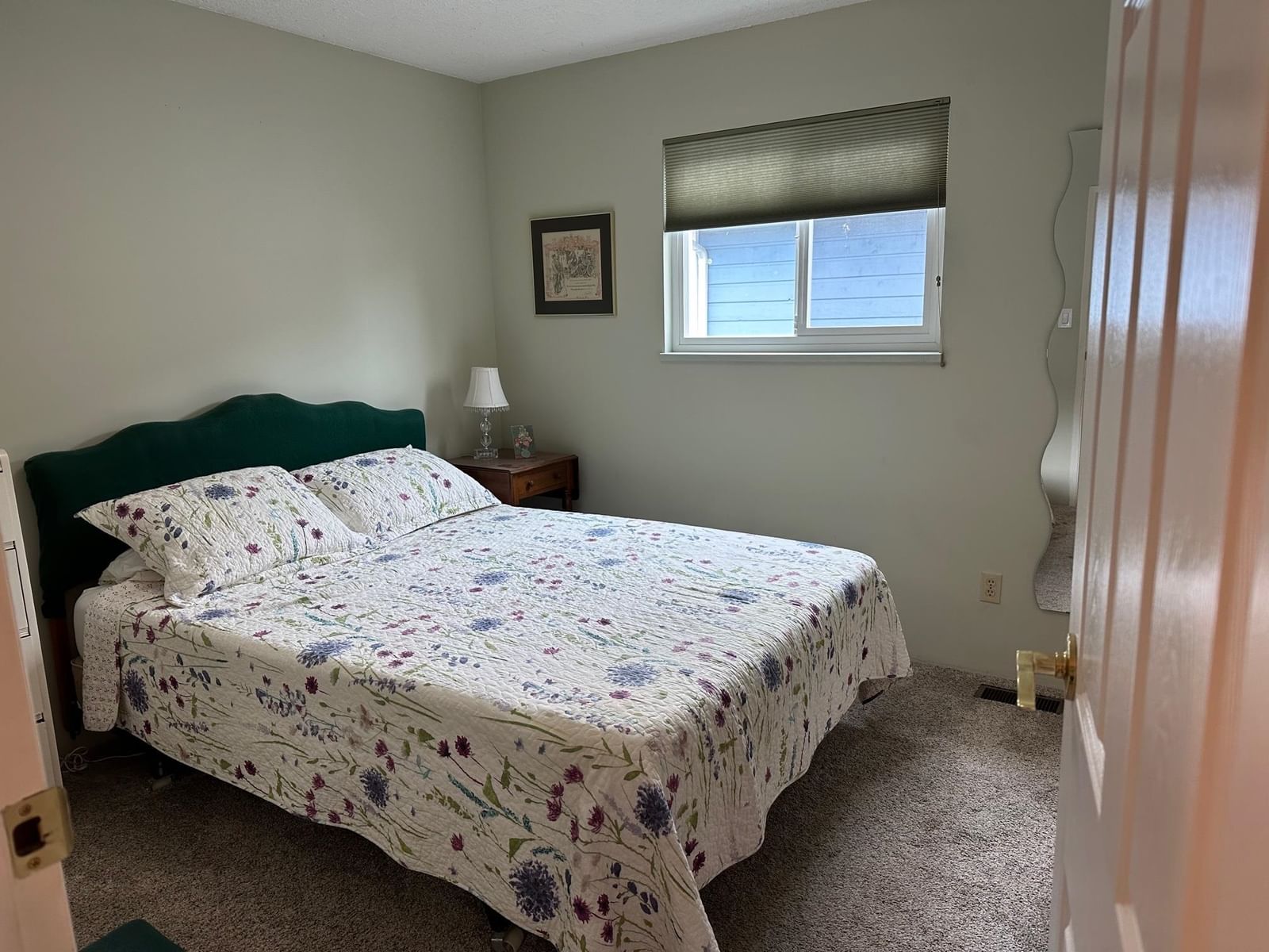 Listing Image 24