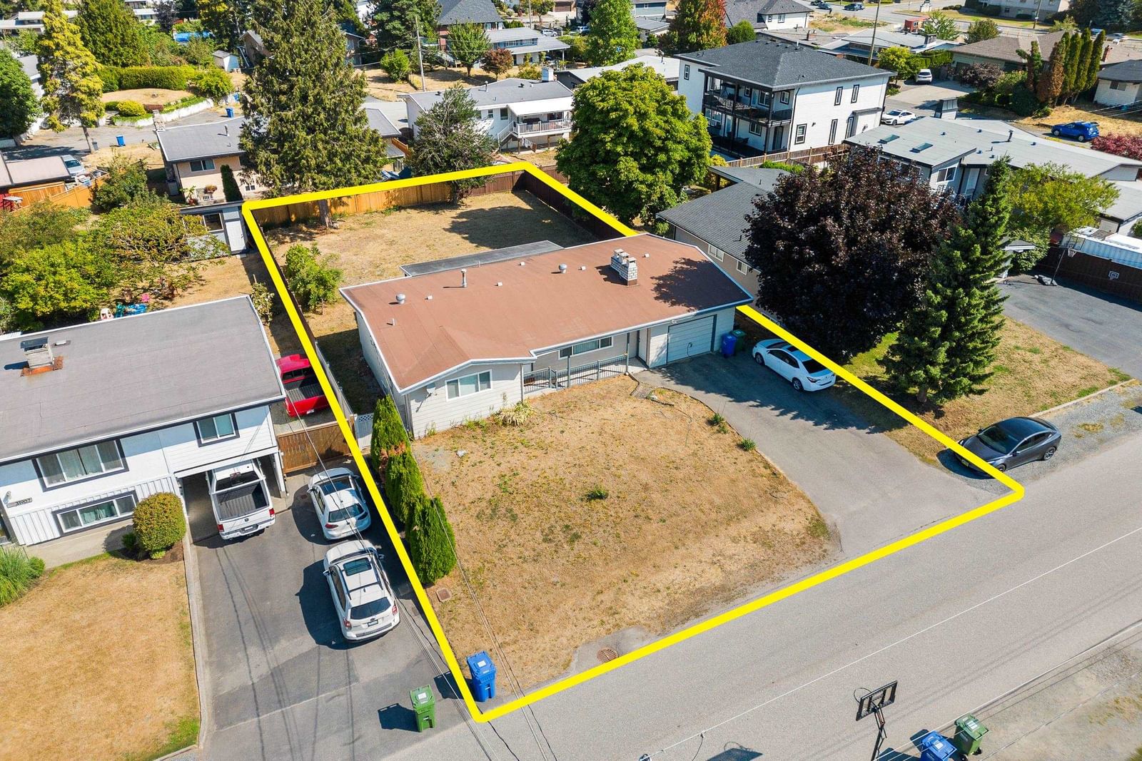 Listing Image 4