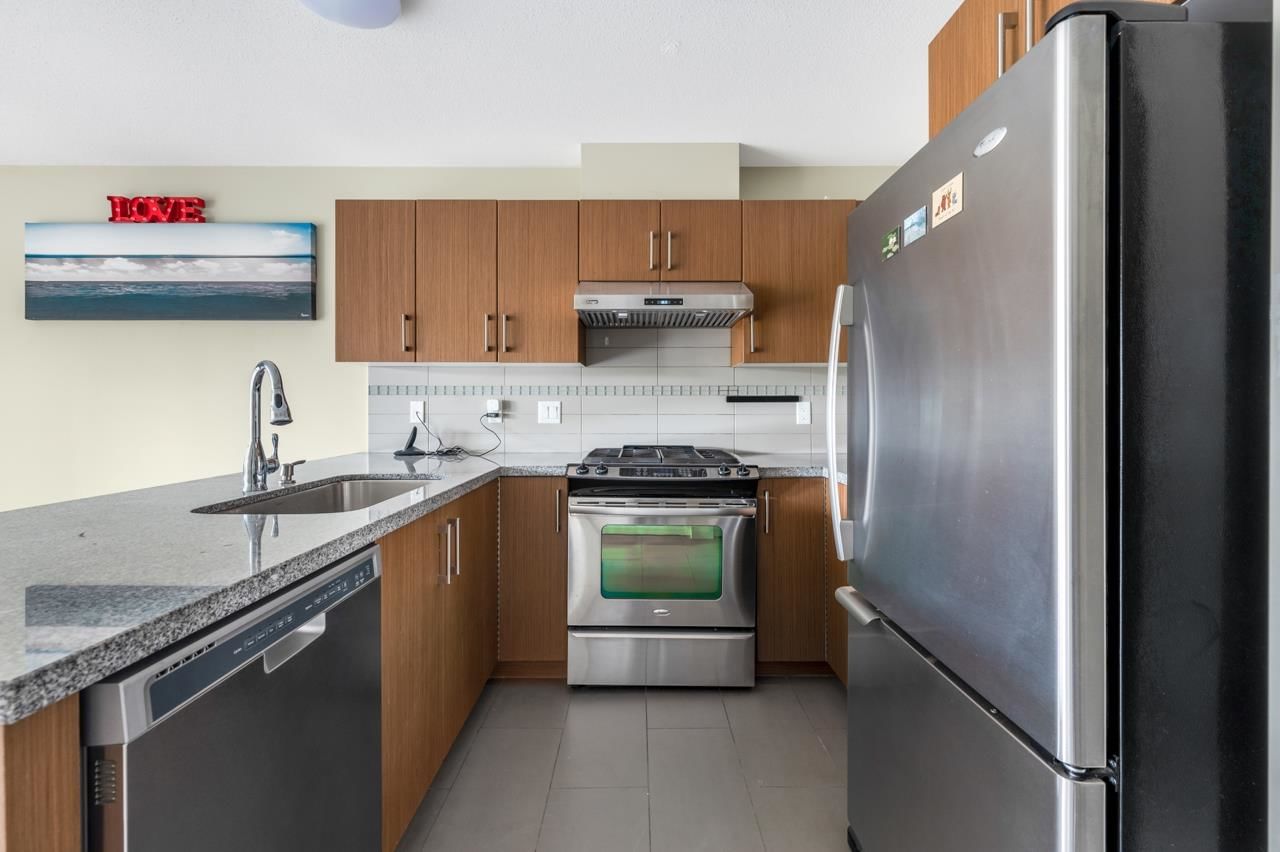 Listing Image 14