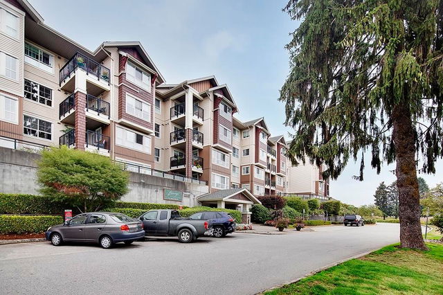 413 - 19677 Meadow Gardens Way