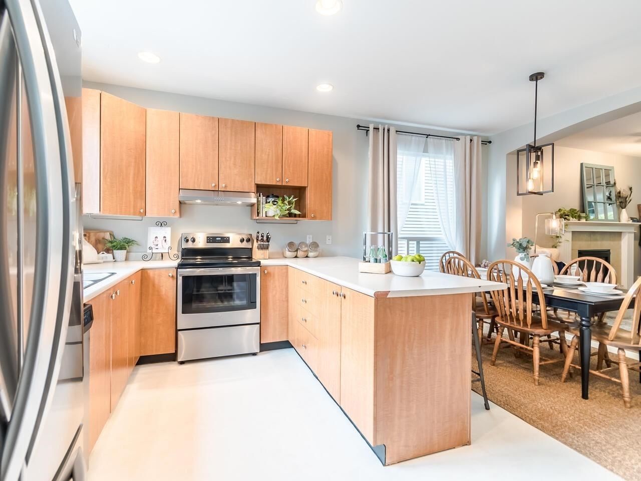 Listing Image 13