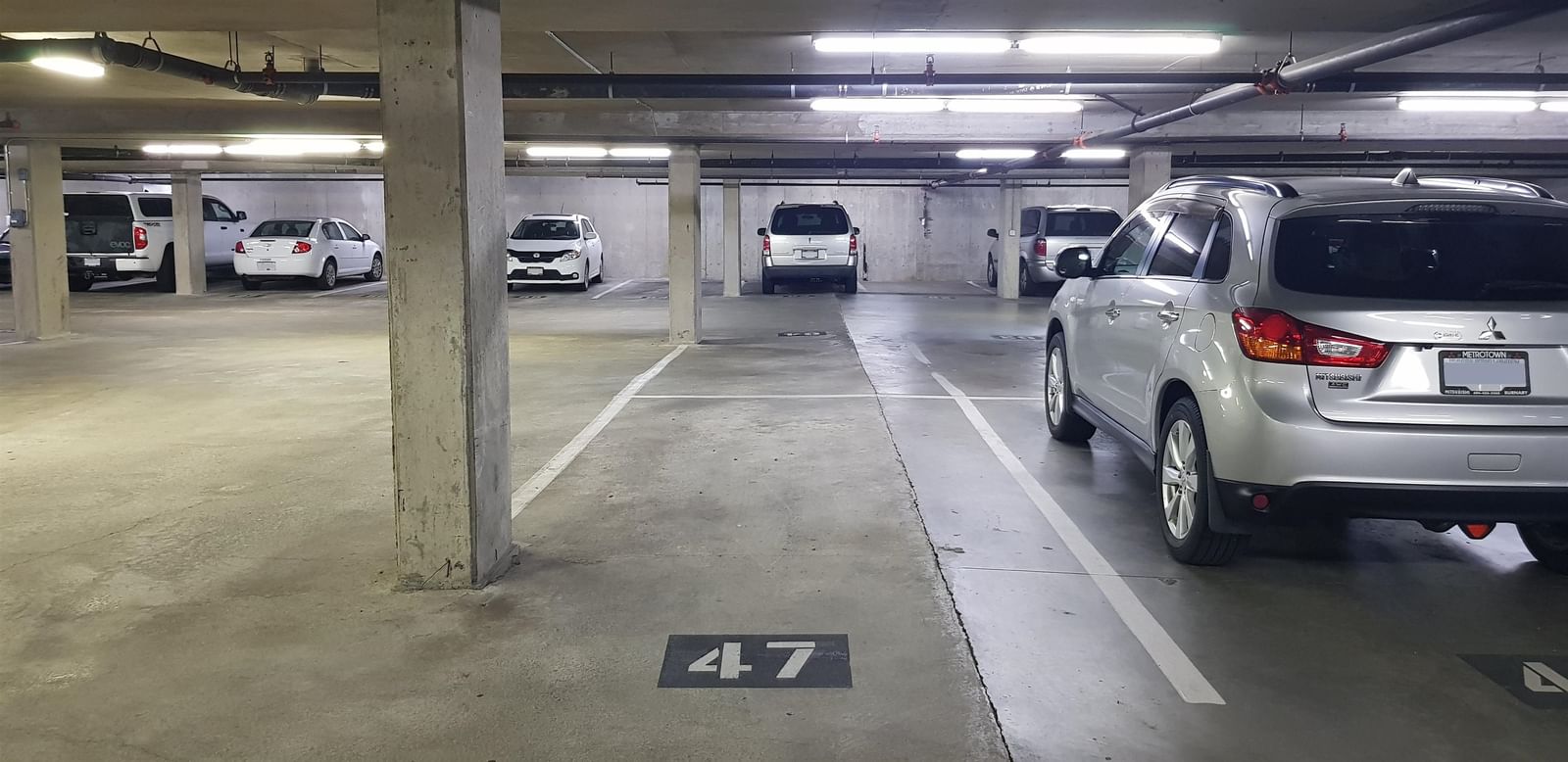 Listing Image 15