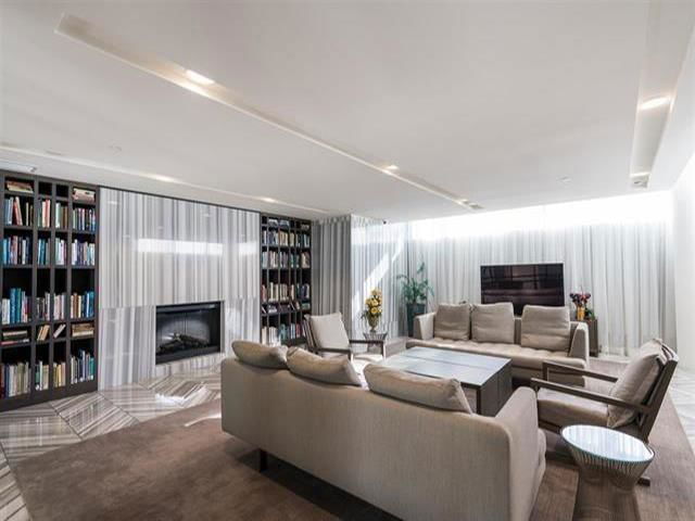 1102 - 8555 Granville Street