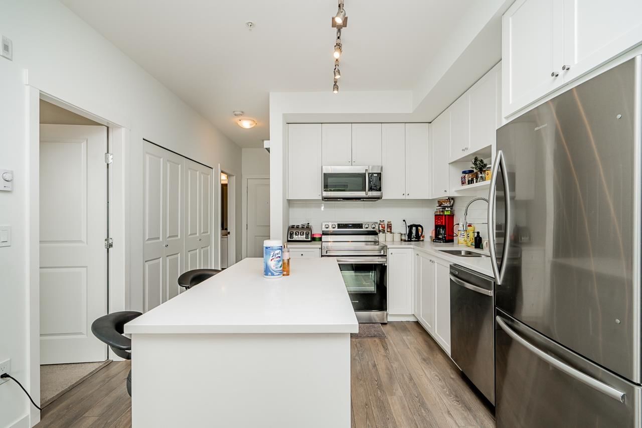 Listing Image 14