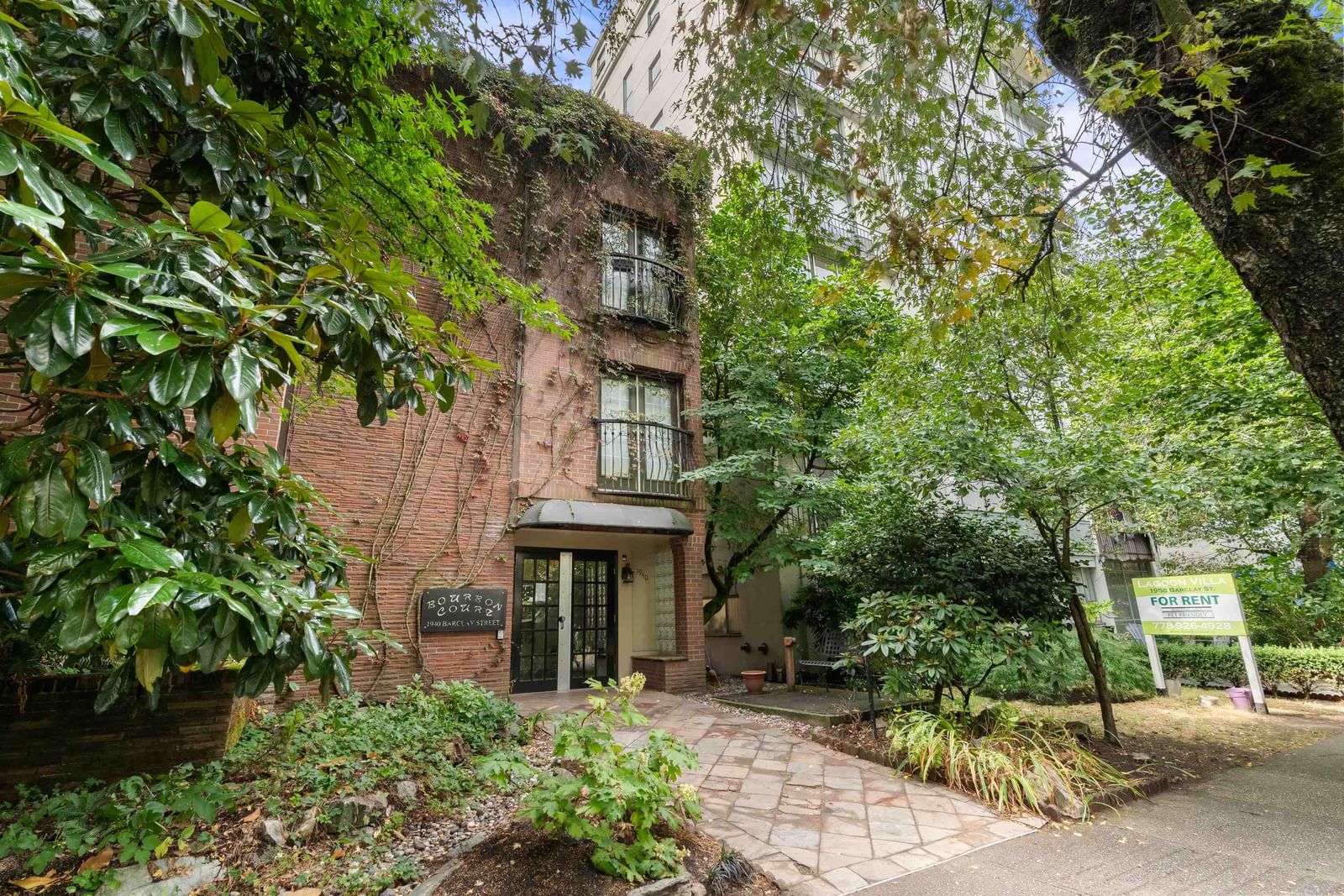 Listing Image 20