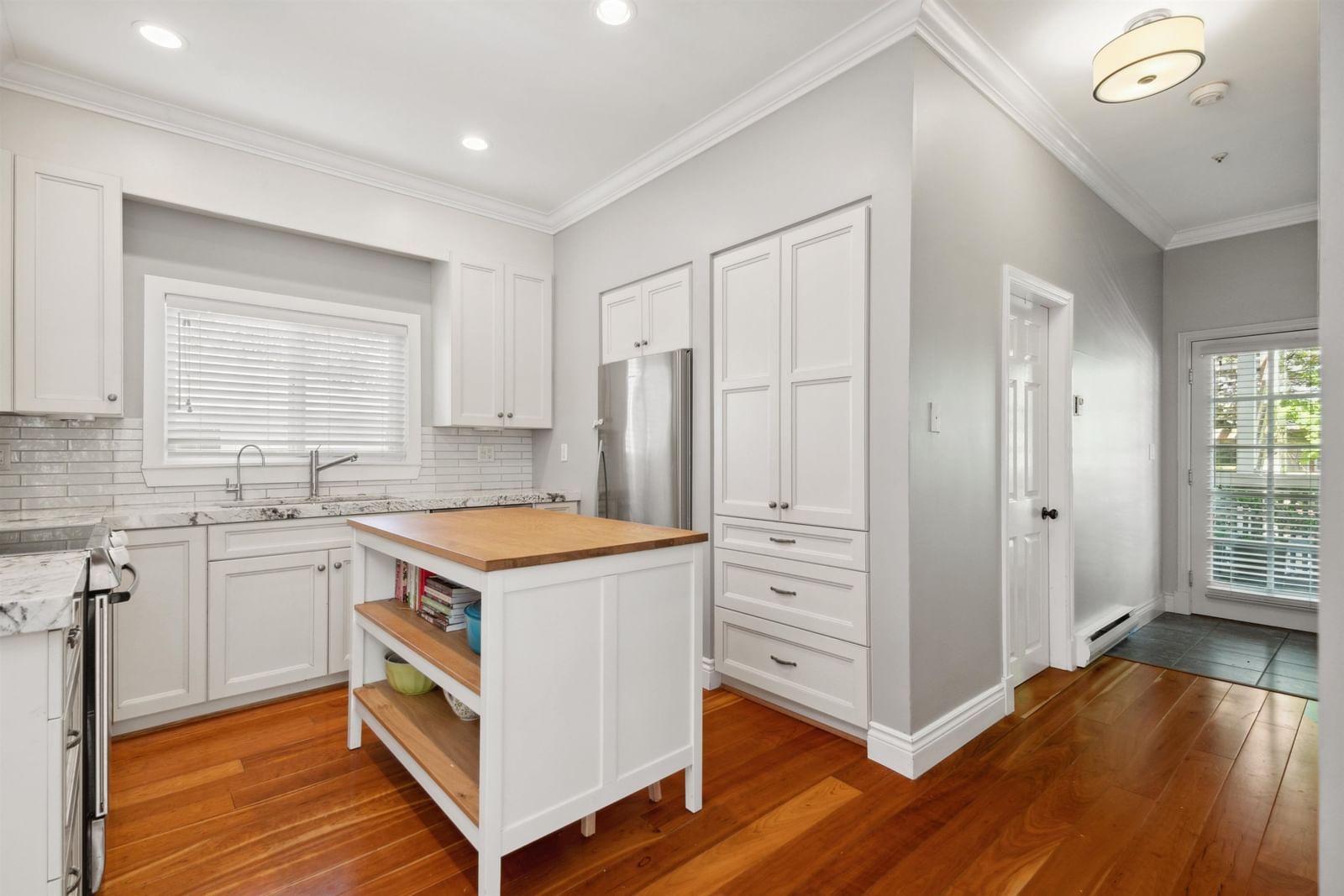 Listing Image 13