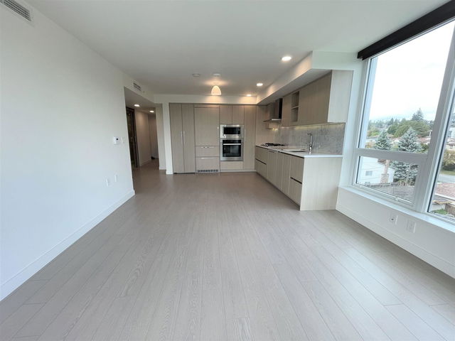808 - 433 Marine Drive