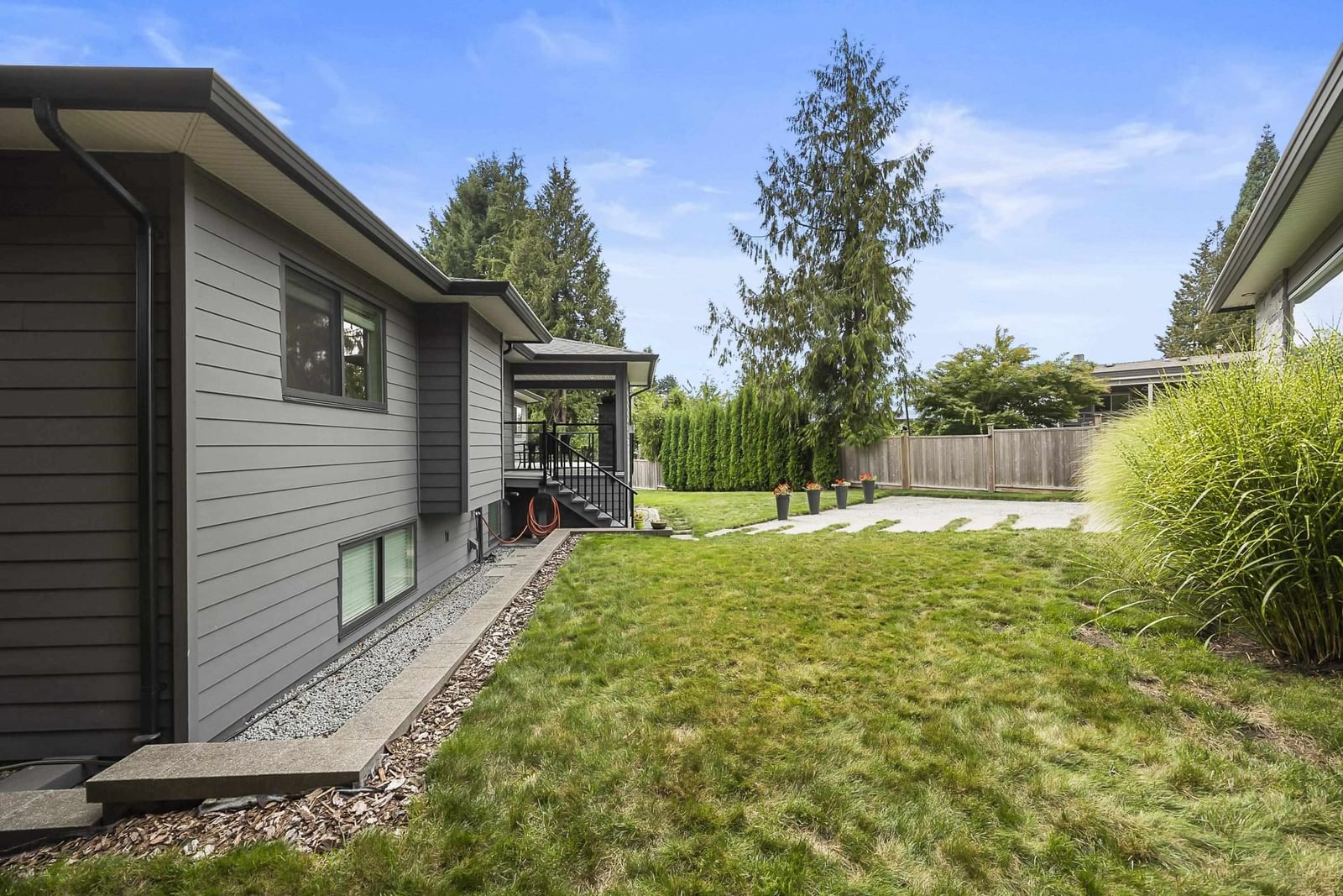 Listing Image 40