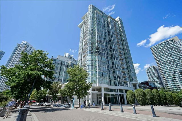 1706 - 1077 Marinaside Crescent