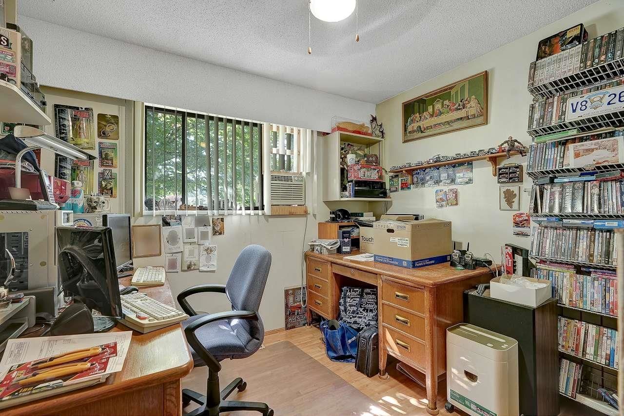Listing Image 16