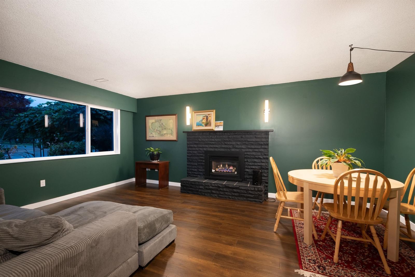 Listing Image 21