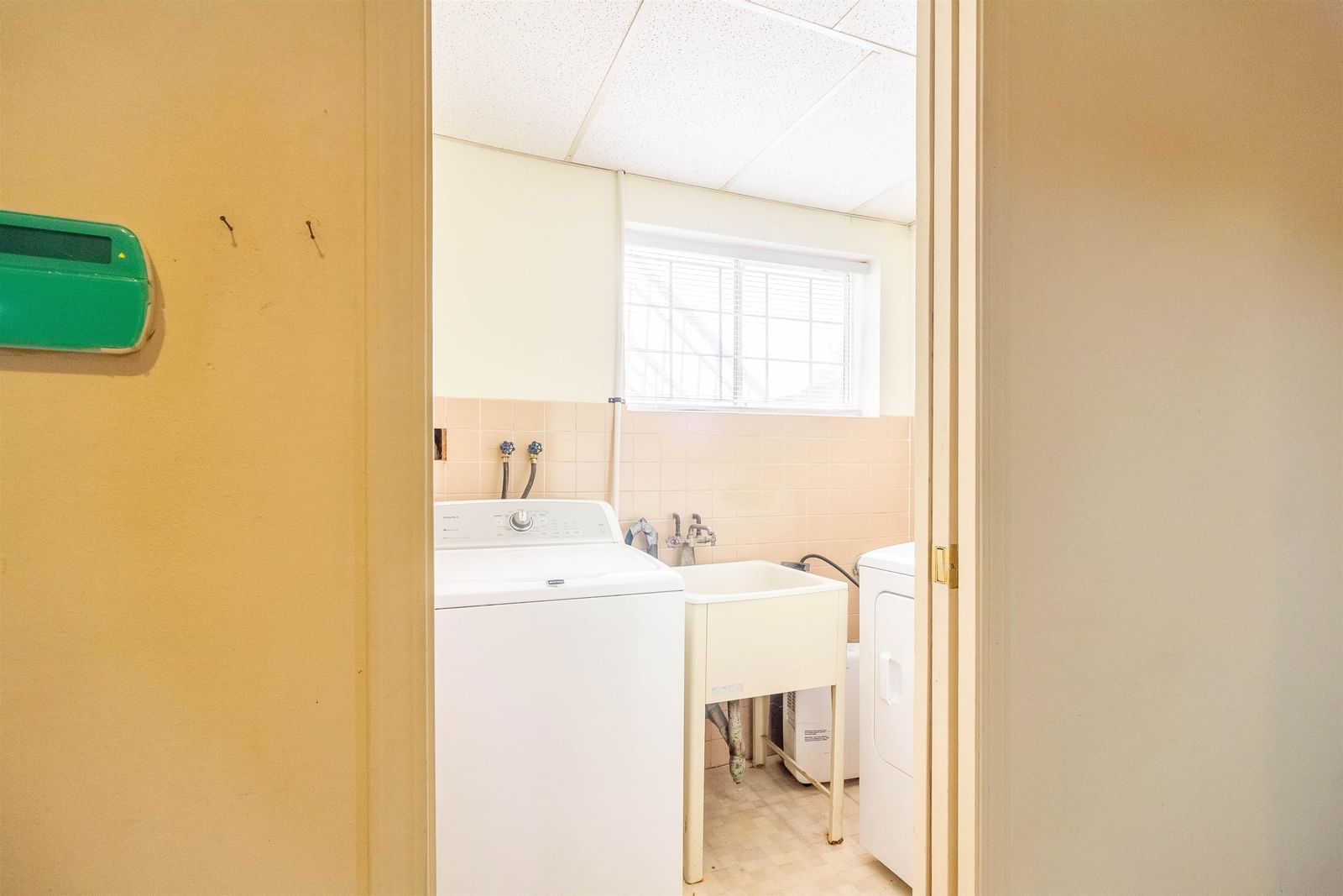 Listing Image 26