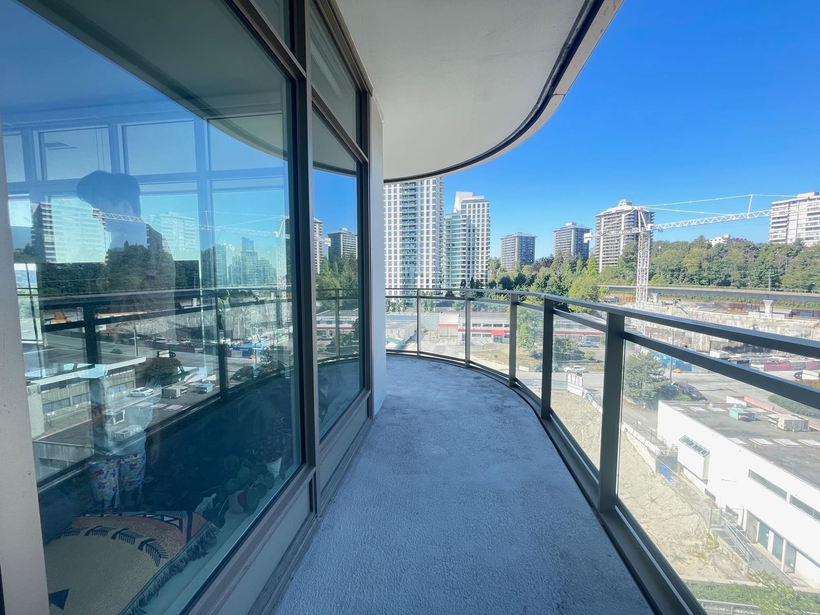 Listing Image 10