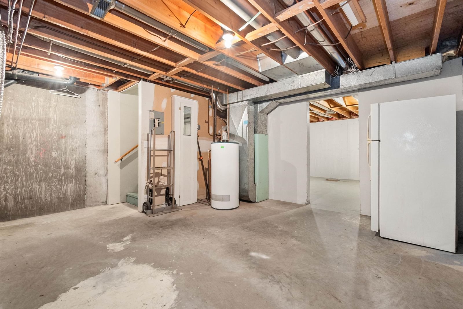 Listing Image 22