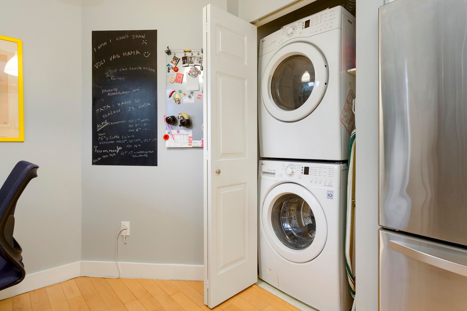 Listing Image 9