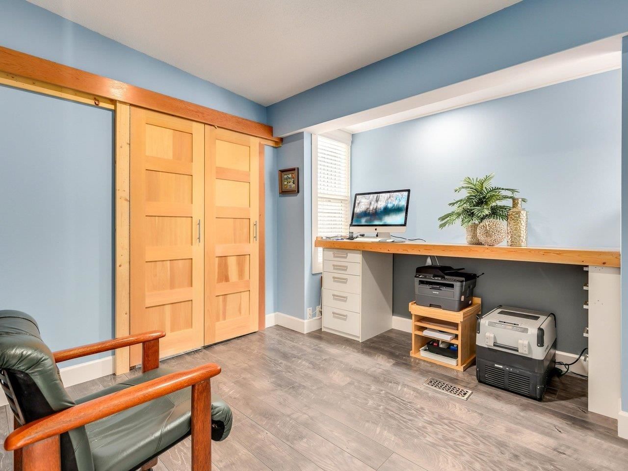 Listing Image 10
