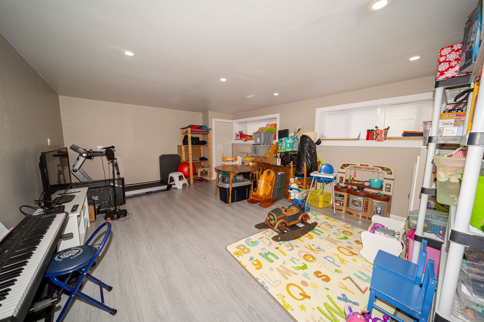 Listing Image 13