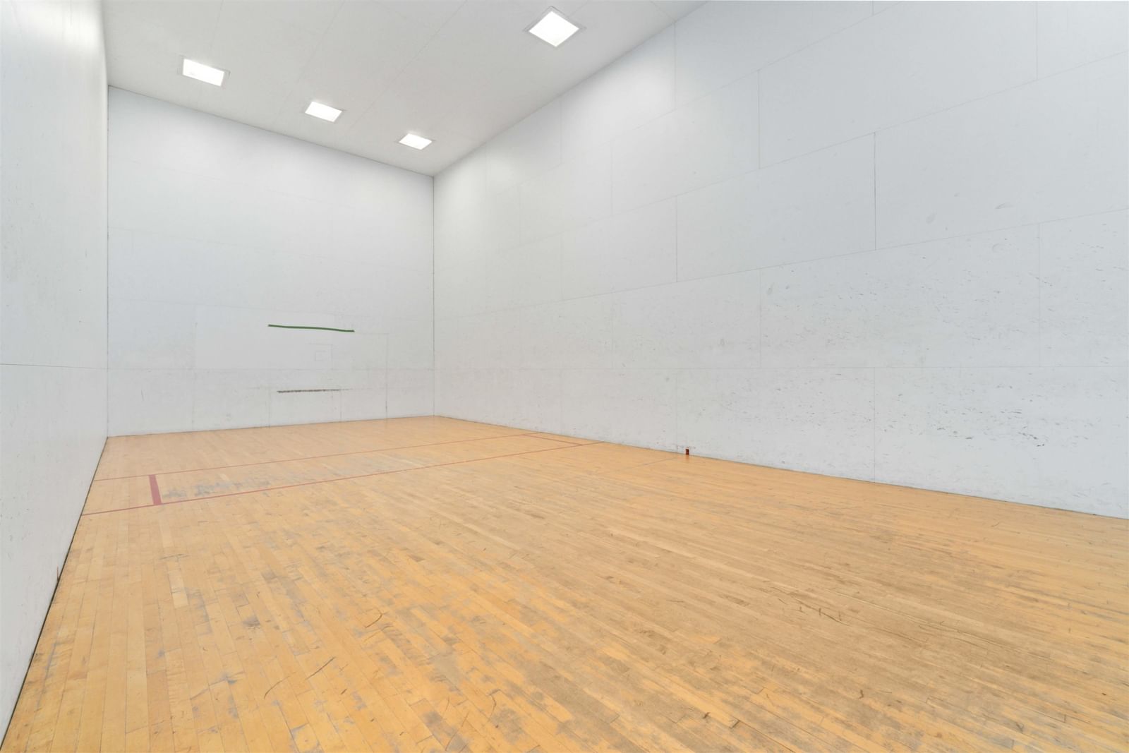 Listing Image 27