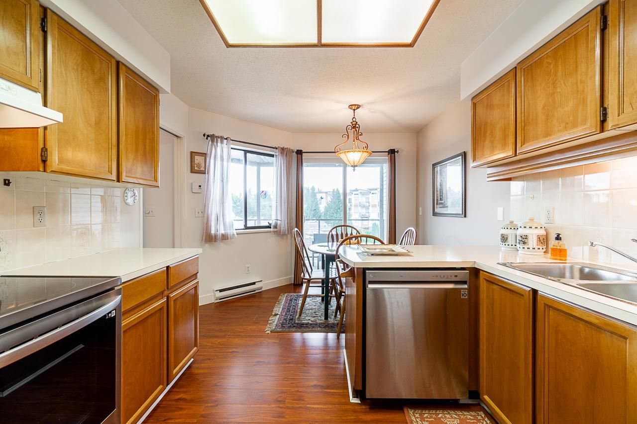 Listing Image 15