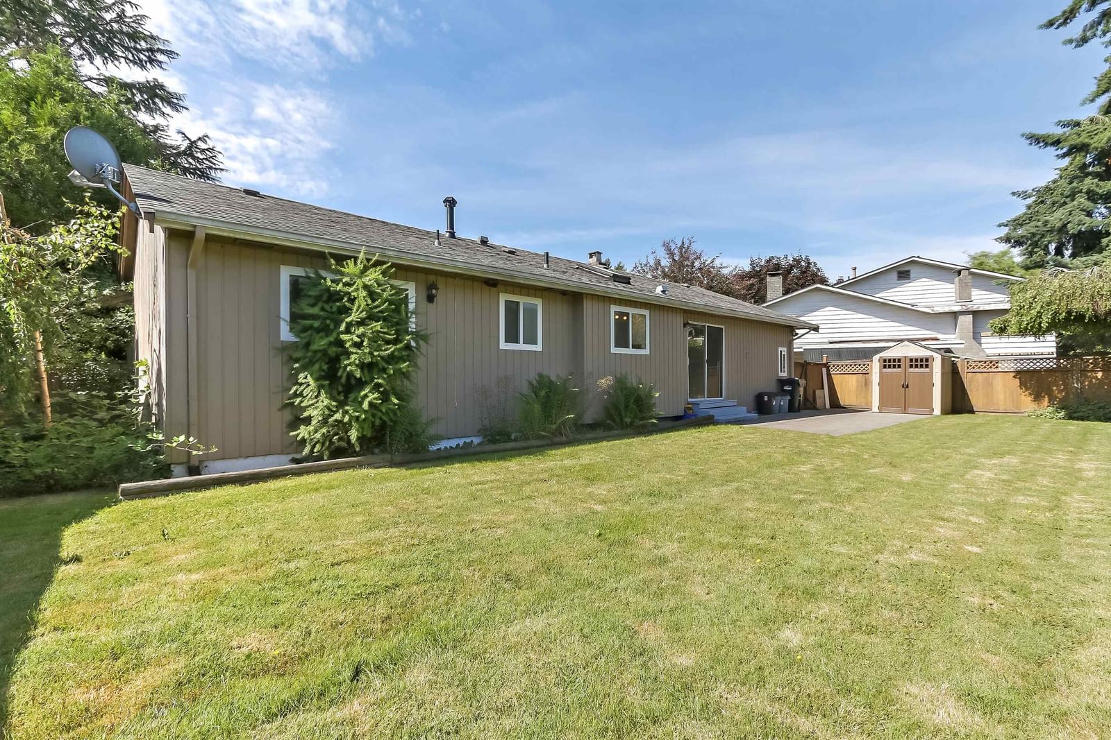 Listing Image 16