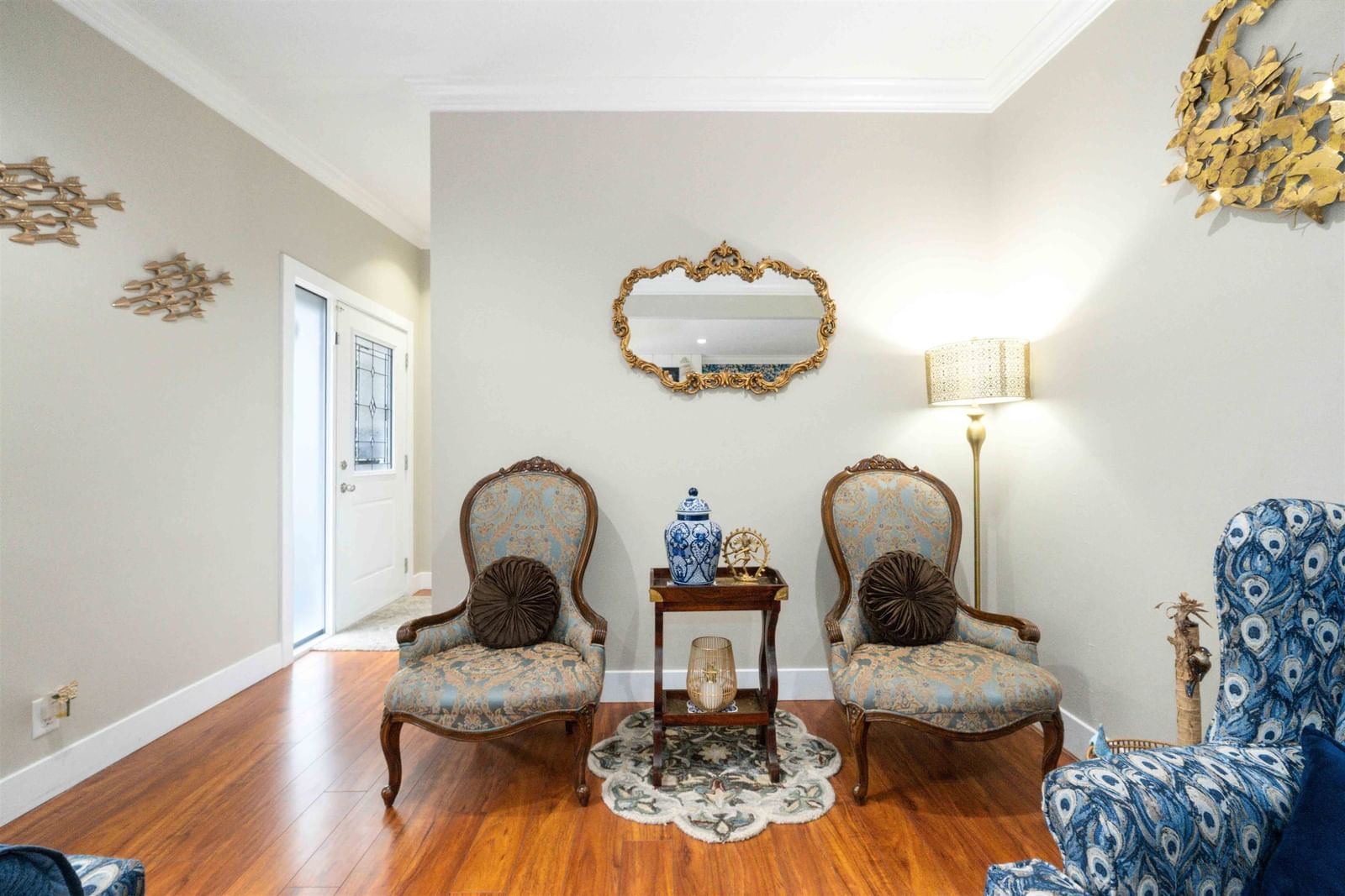 Listing Image 8
