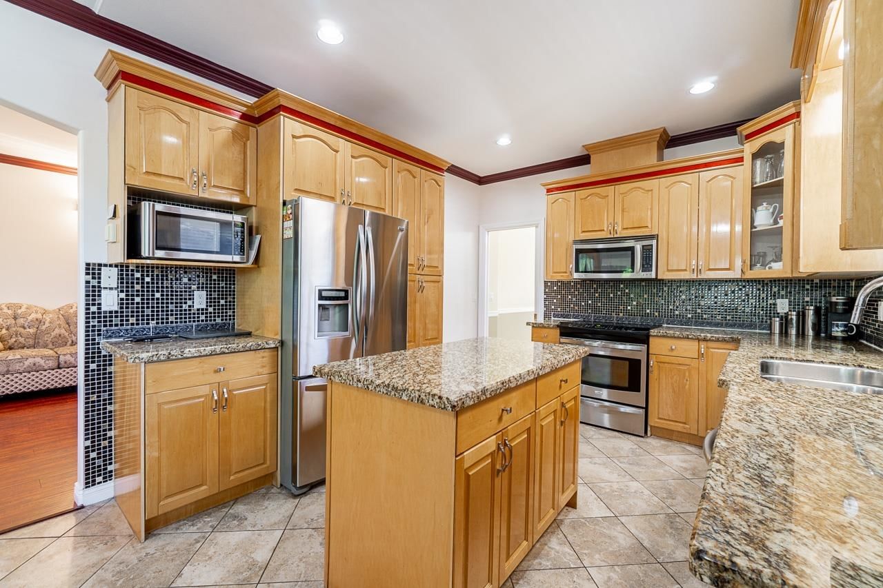 Listing Image 10