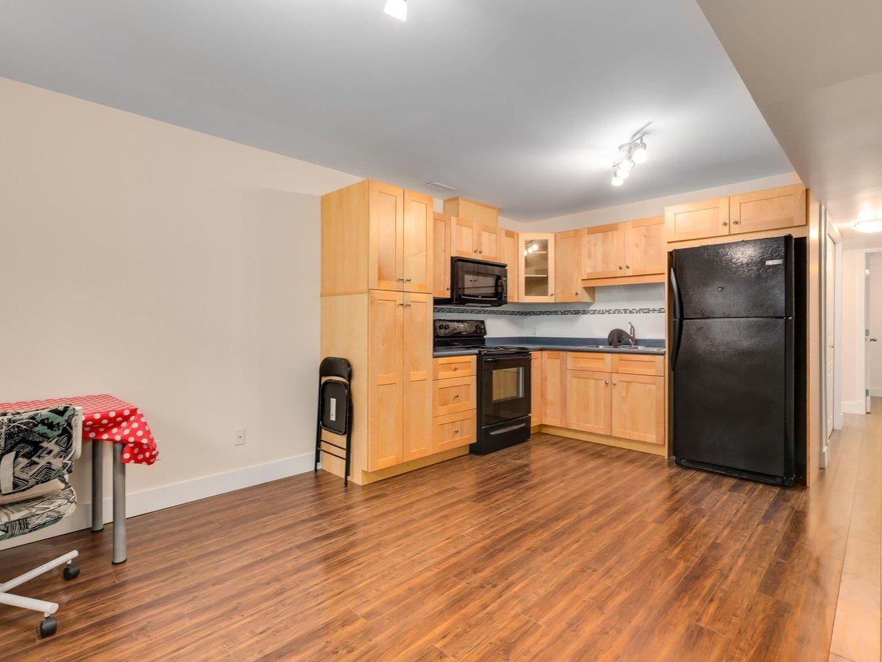 Listing Image 21