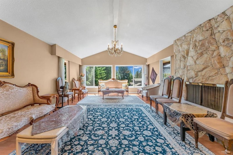 1181 Chartwell Drive, West Vancouver, V7S 2R1 | Image 3