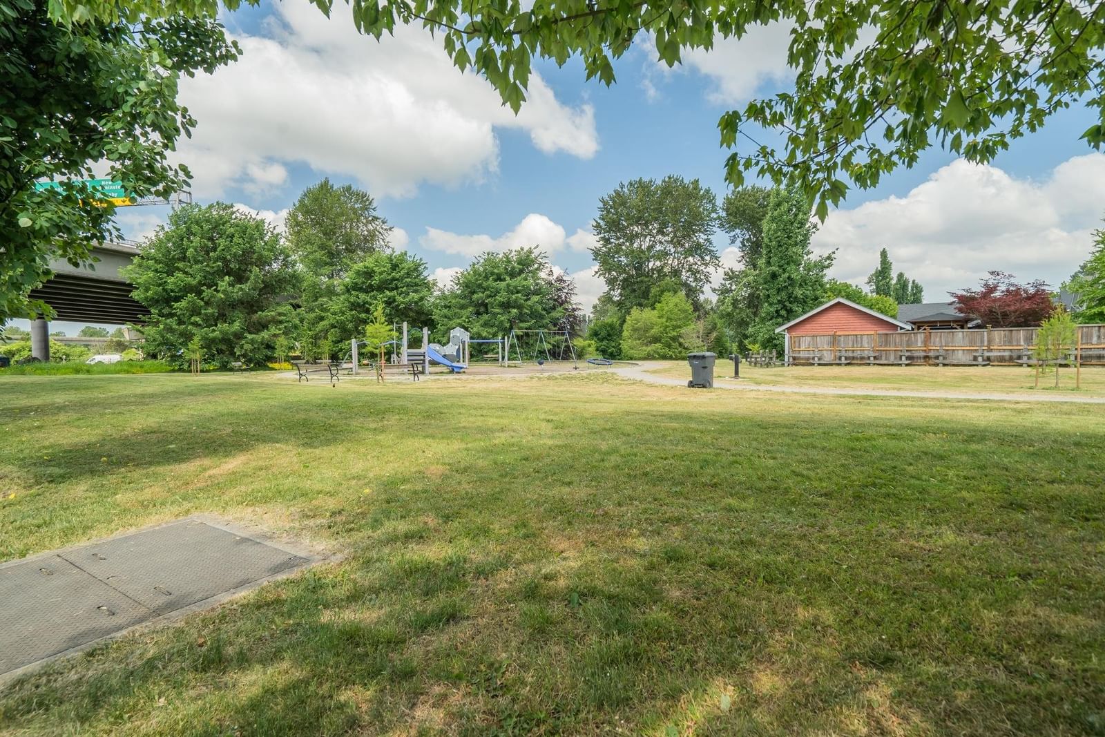 Listing Image 33