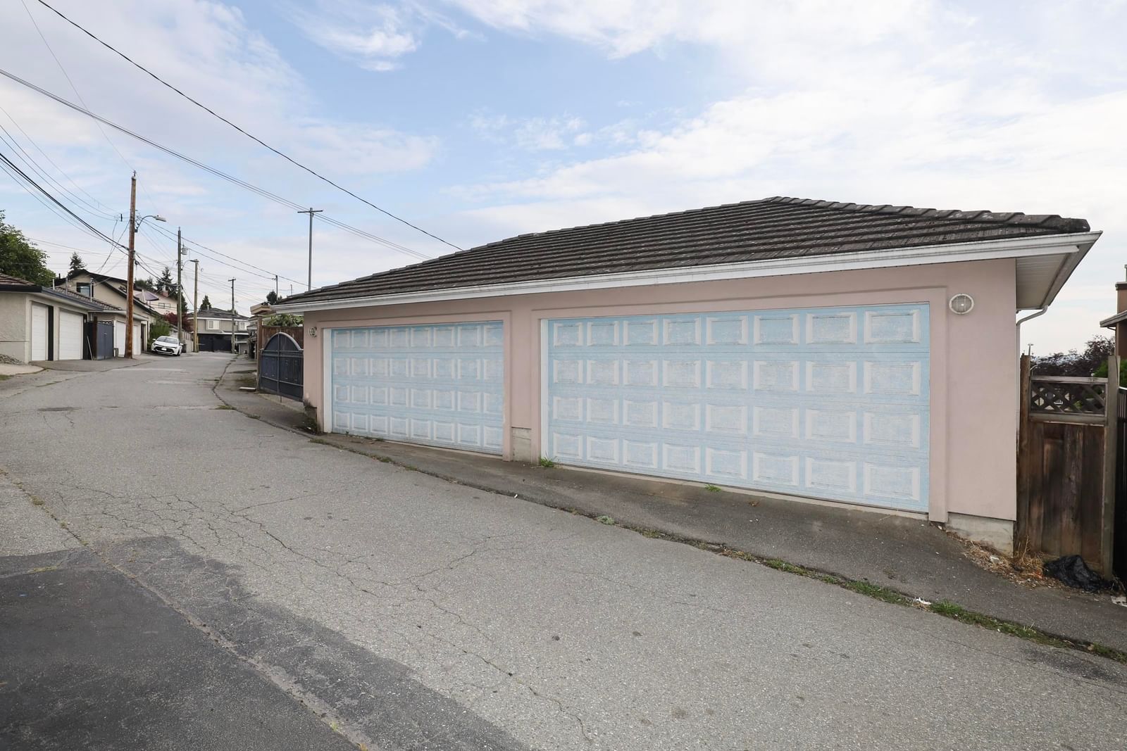 Listing Image 27