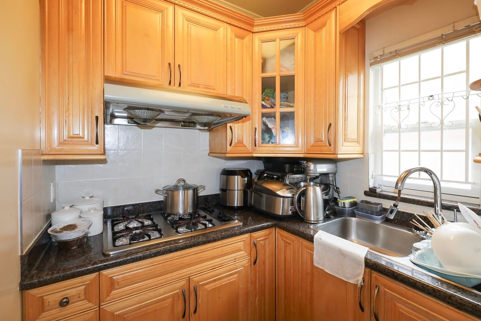 Listing Image 9