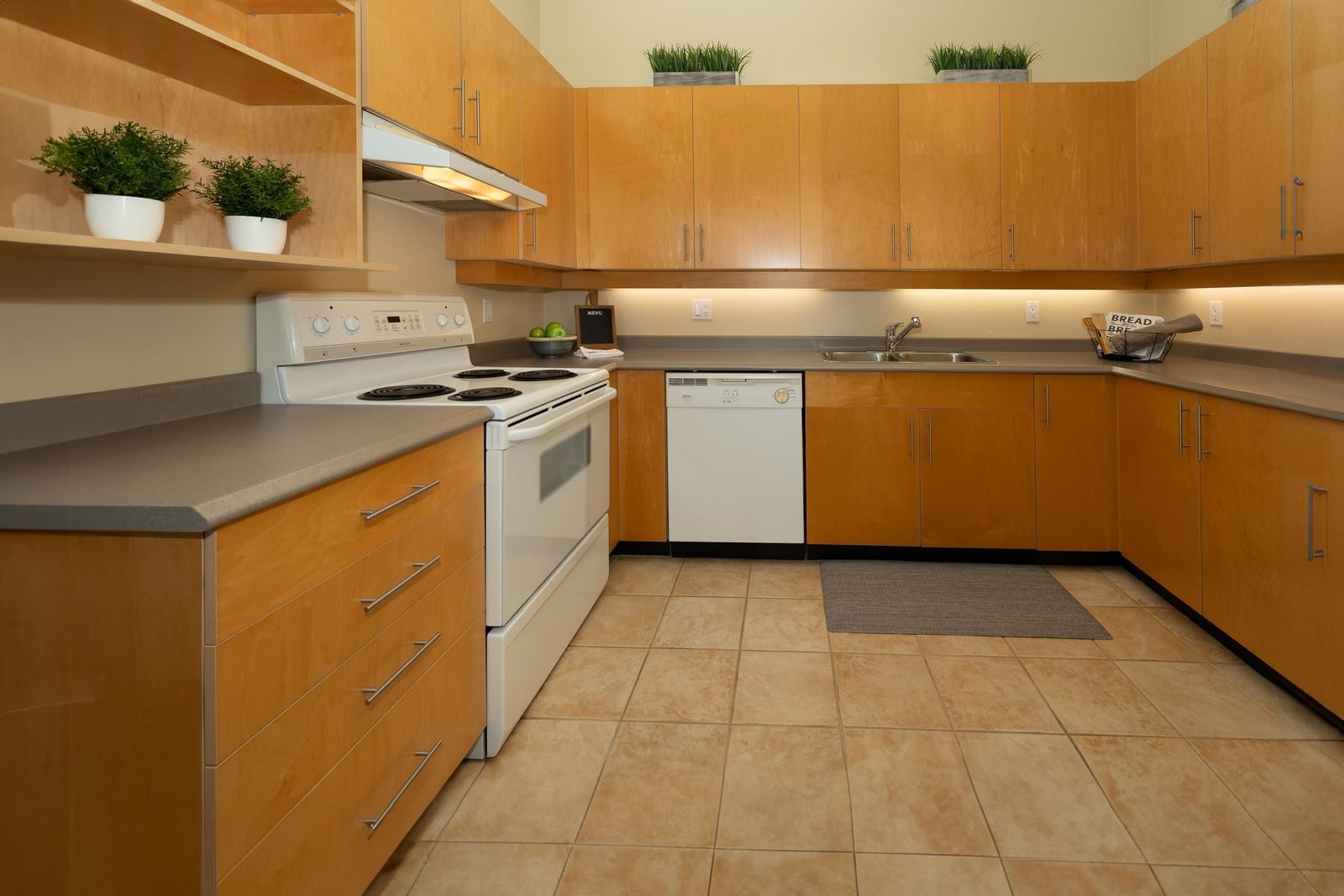 Listing Image 13
