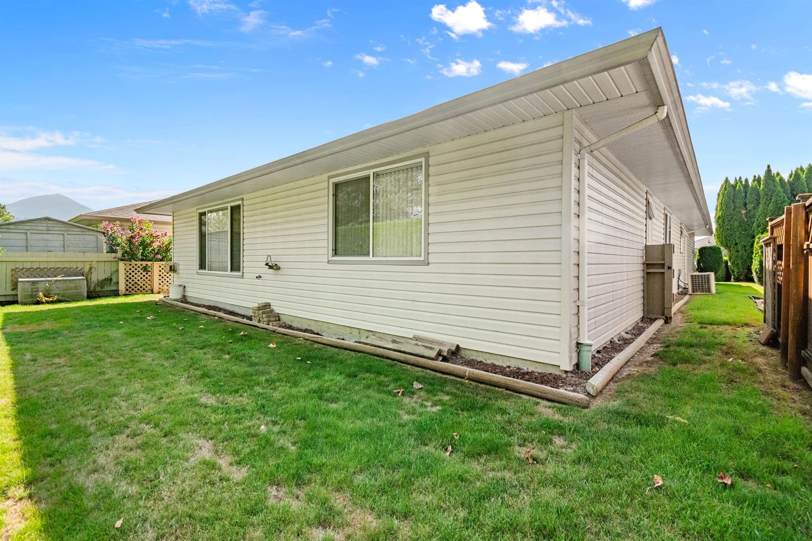 Listing Image 27