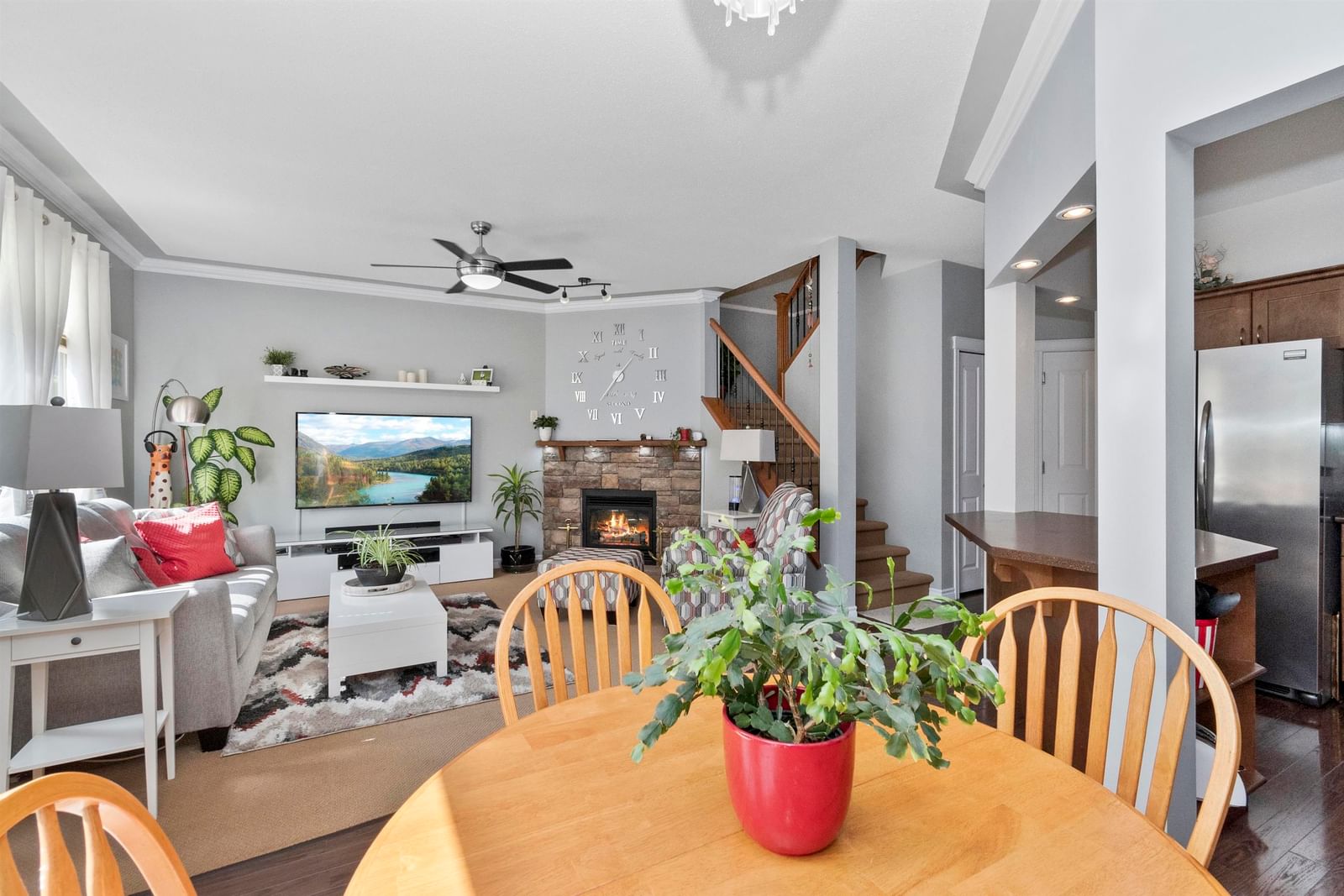 Listing Image 14